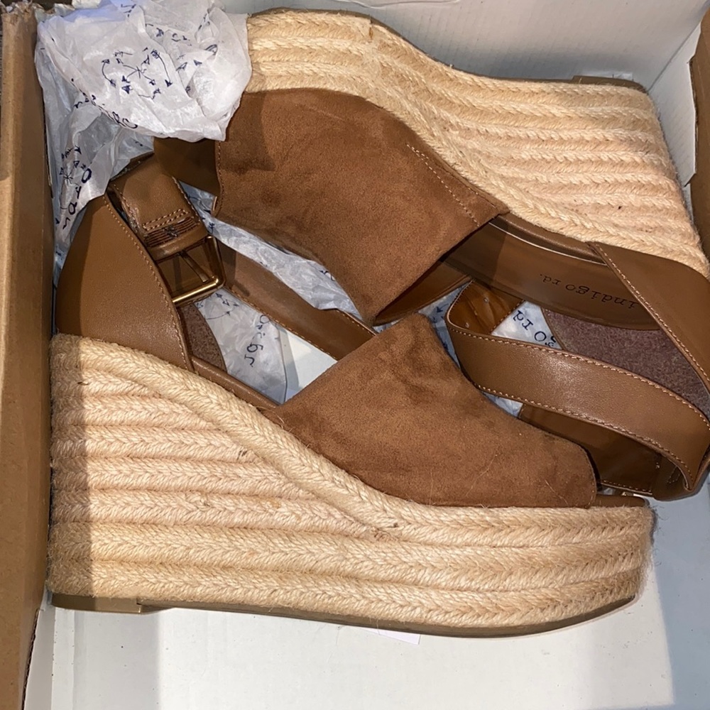 Indigo rd Wedges